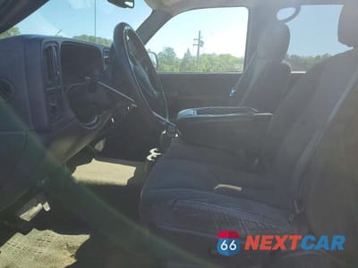 Zdjęcie 7 z 12 samochodu: 2004 CHEVROLET SILVERADO C1500 VIN:2GCEC13T141430381 - miniatura