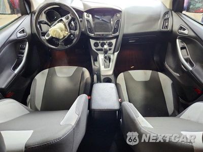 Zdjęcie 8 z 13 samochodu: 2012 FORD FOCUS SE VIN:1FAHP3K2XCL427550 - miniatura