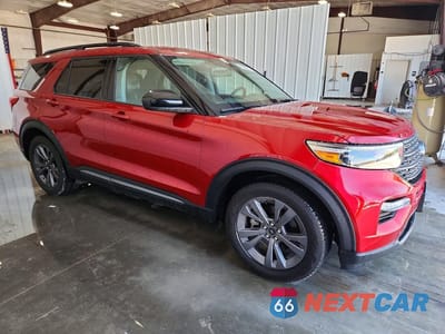 Czwarte zdjęcie samochodu z boku: 2023 FORD EXPLORER XLT VIN:1FMSK7DH9PGA55524 - miniatura