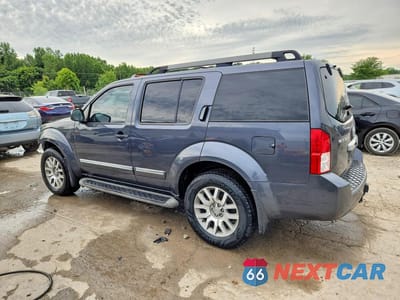 Drugie zdjęcie samochodu z przodu: 2010 NISSAN PATHFINDER S VIN:5N1AR1NB3AC628589 - miniatura