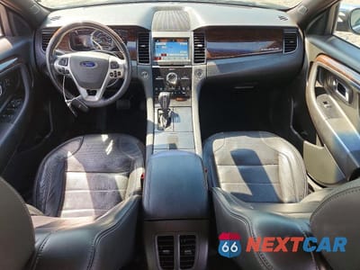 Zdjęcie 8 z 12 samochodu: 2018 FORD TAURUS VIN:1FAHP2F80JG124985 - miniatura