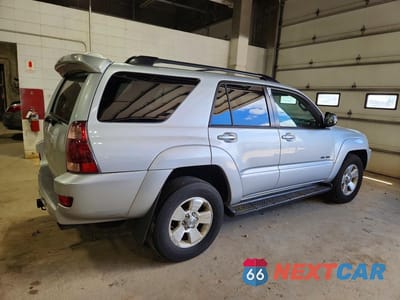 Trzecie zdjęcie samochodu z tyłu: 2005 TOYOTA 4RUNNER SR5 VIN:JTEBU14R050063629 - miniatura