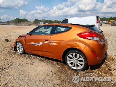 Drugie zdjęcie samochodu z przodu: 2013 HYUNDAI VELOSTER BASE VIN:KMHTC6AD4DU129796 - miniatura