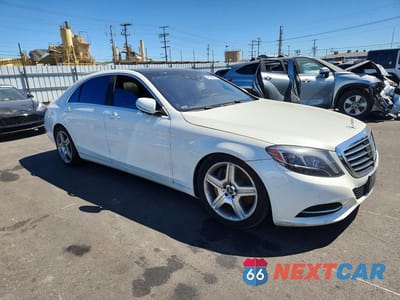 Czwarte zdjęcie samochodu z boku: 2014 MERCEDES-BENZ S 550 VIN:WDDUG8CB3EA060080 - miniatura