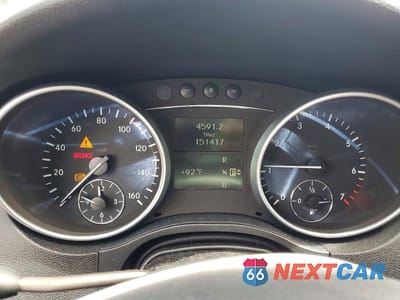Zdjęcie 9 z 13 samochodu: 2008 MERCEDES-BENZ ML 350 VIN:4JGBB86E18A352610 - miniatura
