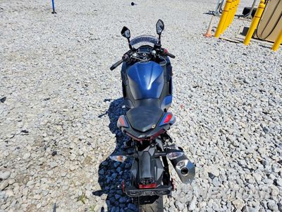 Zdjęcie 6 z 9 samochodu: 2026 KAWASAKI EX500 VIN:ML5EXGG15TDAA3104 - miniatura