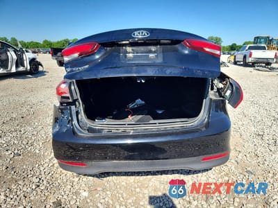Zdjęcie 6 z 12 samochodu: 2017 KIA FORTE LX VIN:3KPFK4A78HE135897 - miniatura