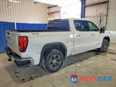 Trzecie zdjęcie samochodu z tyłu: 2025 GMC SIERRA K1500 SLT VIN:1GTUUDED4SZ284224 - miniatura