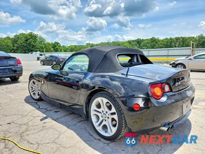 Drugie zdjęcie samochodu z przodu: 2003 BMW Z4 3.0 VIN:4USBT53453LU03237 - miniatura