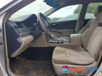 Zdjęcie 7 z 12 samochodu: 2013 TOYOTA CAMRY VIN:4T4BF1FK2DR293437 - miniatura