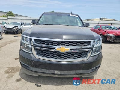 Piąte zdjęcie samochodu w środku: 2017 CHEVROLET TAHOE C1500 LS VIN:1GNSCAKC3HR164936 - miniatura