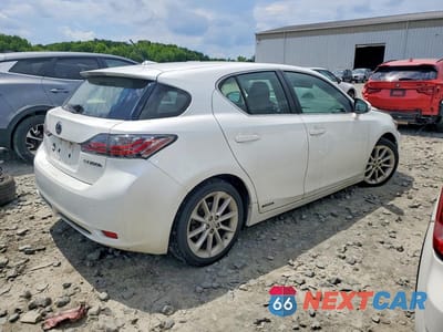 Trzecie zdjęcie samochodu z tyłu: 2013 LEXUS CT 200 VIN:JTHKD5BHXD2155399 - miniatura