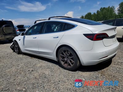 Drugie zdjęcie samochodu z przodu: 2018 TESLA MODEL 3 VIN:5YJ3E1EA2JF161779 - miniatura