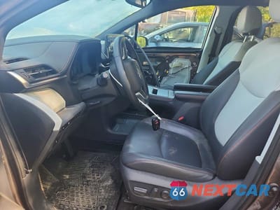 Zdjęcie 7 z 14 samochodu: 2021 TOYOTA SIENNA LE VIN:5TDGSKFC1MS016118 - miniatura