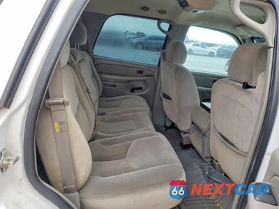 Zdjęcie 11 z 13 samochodu: 2004 GMC YUKON VIN:1GKEC13Z14R245781 - miniatura