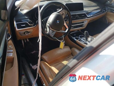 Zdjęcie 8 z 12 samochodu: 2016 BMW 750 I VIN:WBA7F0C59GGL99171 - miniatura