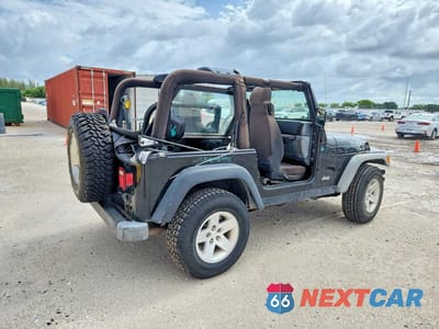 Trzecie zdjęcie samochodu z tyłu: 2004 JEEP WRANGLER / TJ RUBICON VIN:1J4FA69S44P728717 - miniatura