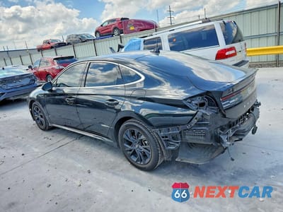 Drugie zdjęcie samochodu z przodu: 2024 HYUNDAI SONATA SEL VIN:KMHL64JA0RA354730 - miniatura