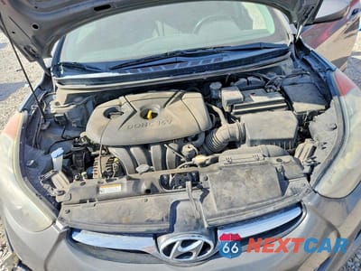 Zdjęcie 11 z 12 samochodu: 2013 HYUNDAI ELANTRA GLS VIN:5NPDH4AE1DH173322 - miniatura