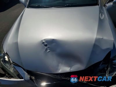 Zdjęcie 11 z 12 samochodu: 2012 LEXUS IS 350 VIN:JTHBE5C28C5029398 - miniatura