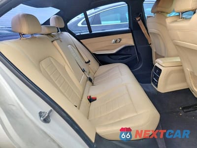 Zdjęcie 10 z 12 samochodu: 2019 BMW 330I VIN:WBA5R1C53KAK08165 - miniatura