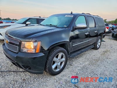 2014 CHEVROLET SUBURBAN K1500 LTZ 1GNSKKE75ER147641 - główne zdjęcie licytacji z USA - miniatura