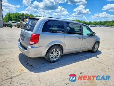 Trzecie zdjęcie samochodu z tyłu: 2019 DODGE GRAND CARAVAN SXT VIN:2C4RDGCG9KR717454 - miniatura