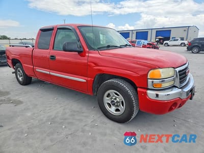 Czwarte zdjęcie samochodu z boku: 2004 GMC NEW SIERRA C1500 VIN:2GTEC19V841419273 - miniatura
