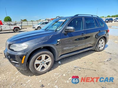 2012 BMW X5 XDRIVE35D 5UXZW0C51C0B88143 - główne zdjęcie licytacji z USA - miniatura