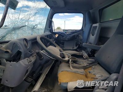 Zdjęcie 7 z 12 samochodu: 2015 MITSUBISHI FUSO FEC92S REFRIGERATED BOX TRUCK VIN:JL6CRG1A3FK000517 - miniatura