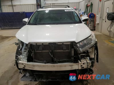 Piąte zdjęcie samochodu w środku: 2018 TOYOTA HIGHLANDER HYBRID LIMITED VIN:5TDDGRFH8JS049301 - miniatura