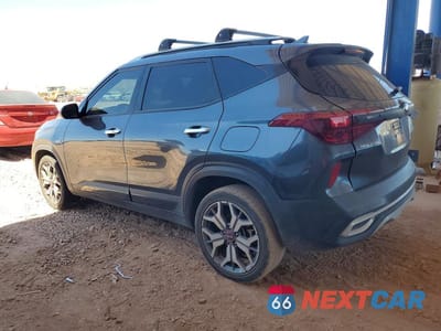 Drugie zdjęcie samochodu z przodu: 2021 KIA SELTOS SX VIN:KNDETCA23M7142306 - miniatura