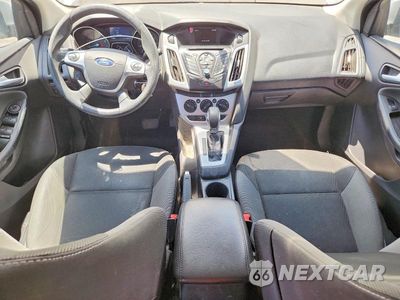 Zdjęcie 8 z 12 samochodu: 2014 FORD FOCUS SE VIN:1FADP3K2XEL313596 - miniatura