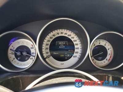 Zdjęcie 9 z 12 samochodu: 2014 MERCEDES-BENZ E 350 VIN:WDDHF5KB0EA824973 - miniatura