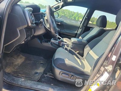 Zdjęcie 7 z 13 samochodu: 2022 TOYOTA TACOMA TRD OFF-ROAD VIN:3TMCZ5AN7NM475465 - miniatura