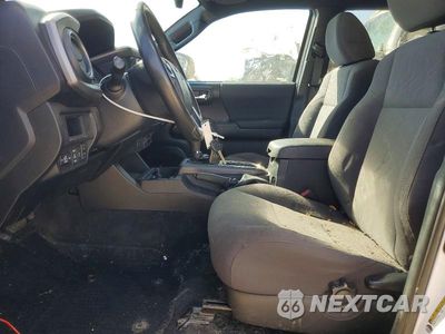 Zdjęcie 7 z 13 samochodu: 2019 TOYOTA TACOMA TRD SPORT VIN:3TMDZ5BN6KM076531 - miniatura