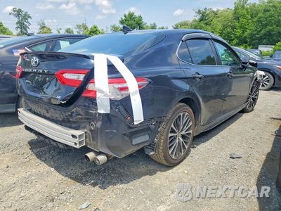 Trzecie zdjęcie samochodu z tyłu: 2020 TOYOTA CAMRY SE VIN:4T1G11AK4LU361046 - miniatura