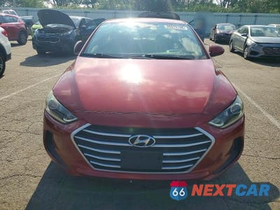Piąte zdjęcie samochodu w środku: 2018 HYUNDAI ELANTRA SEL VIN:5NPD84LF0JH253650 - miniatura