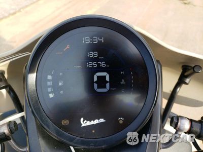 Zdjęcie 7 z 9 samochodu: 2024 VESPA GTS/SEI GIORNI 300 VIN:ZAPMD39M9R5400053 - miniatura