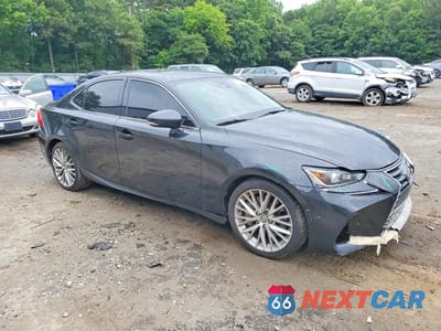 Czwarte zdjęcie samochodu z boku: 2017 LEXUS IS 200T VIN:JTHBA1D2XH5049971 - miniatura
