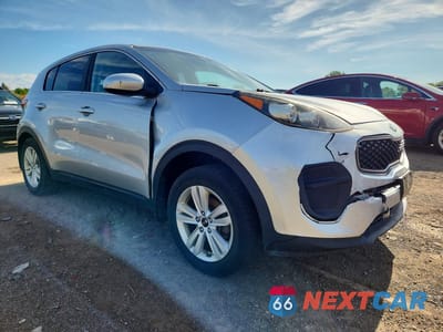 Czwarte zdjęcie samochodu z boku: 2018 KIA SPORTAGE LX VIN:KNDPM3AC3J7480685 - miniatura