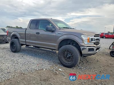 Czwarte zdjęcie samochodu z boku: 2018 FORD F150 SUPER CAB VIN:1FTEX1CP4JFC39923 - miniatura