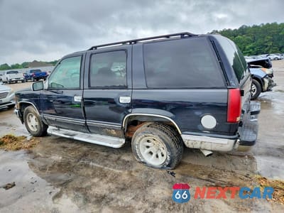 Drugie zdjęcie samochodu z przodu: 1999 CHEVROLET TAHOE C1500 VIN:1GNEC13R5XR150115 - miniatura