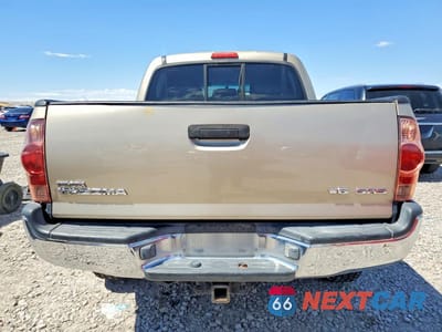 Zdjęcie 6 z 12 samochodu: 2005 TOYOTA TACOMA DOUBLE CAB VIN:5TELU42N05Z134239 - miniatura