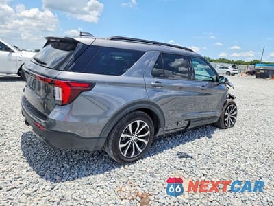 Trzecie zdjęcie samochodu z tyłu: 2025 FORD EXPLORER ST-LINE VIN:1FMUK7KH5SGC99059 - miniatura