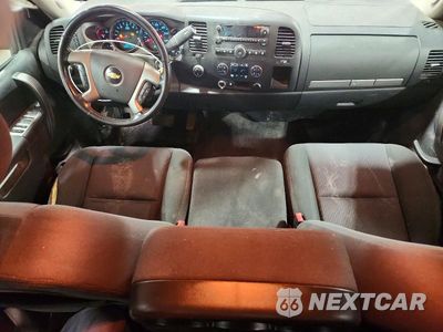 Zdjęcie 8 z 12 samochodu: 2010 CHEVROLET SILVERADO K1500 LT VIN:1GCSKSE3XAZ294120 - miniatura
