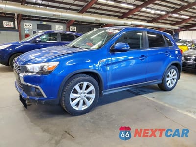 2017 MITSUBISHI OUTLANDER SPORT ES JA4AR3AU4HZ045697 - główne zdjęcie licytacji z USA - miniatura