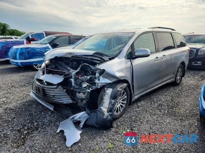 2018 TOYOTA SIENNA XLE 8-PASSENGER 5TDYZ3DC7JS938249 - główne zdjęcie licytacji z USA - miniatura