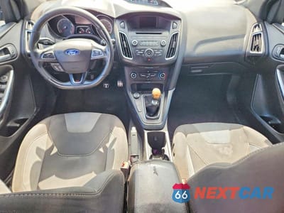 Zdjęcie 8 z 12 samochodu: 2017 FORD FOCUS ST VIN:1FADP3L94HL221447 - miniatura