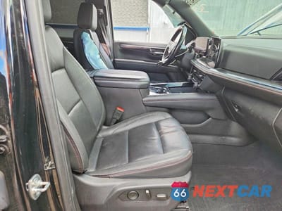 Zdjęcie 7 z 13 samochodu: 2025 CHEVROLET SUBURBAN K1500 RST VIN:1GNS6ERD6SR235955 - miniatura